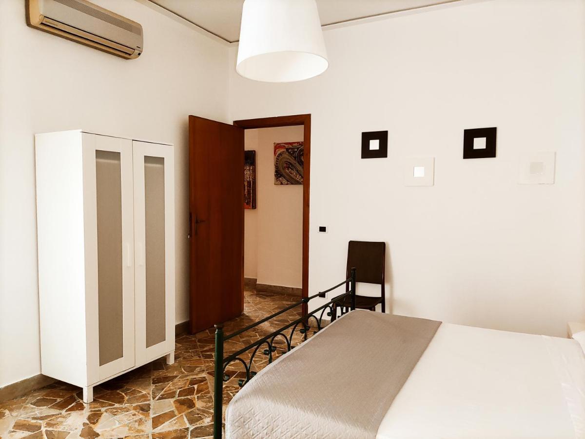 Stellium Hotel Palermo Exterior foto